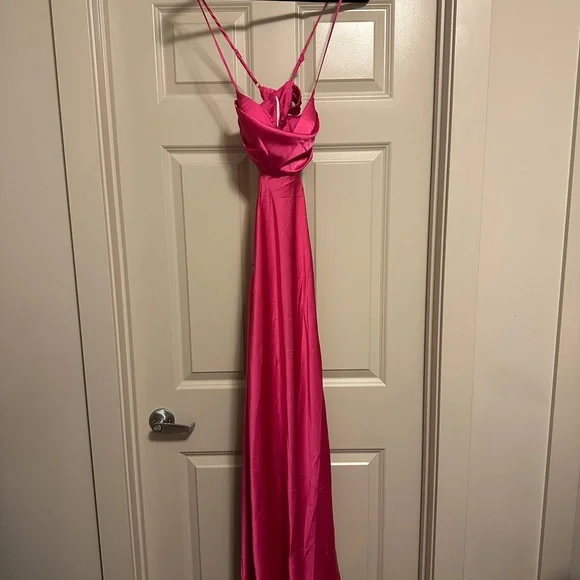 Hello Molly PURELY FORMED SATIN MAXI DRESS PINK - Size S - Picture 7 of 7